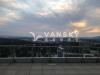 Surrey Center 全新顶层Penthouse 2房2卫 近SFU
