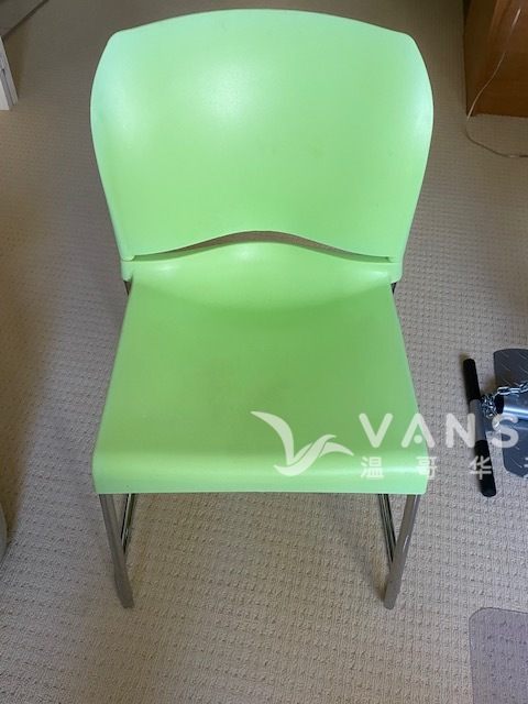 250611172441_chair-green.jpg