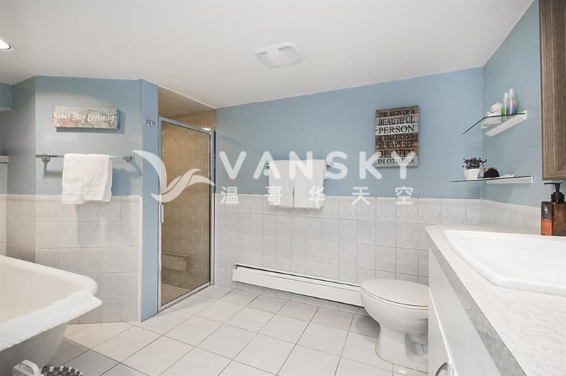 260530112506_bathroom.jpg