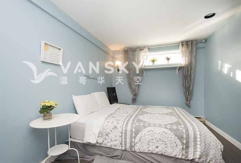 260530112507_bedroom.jpg