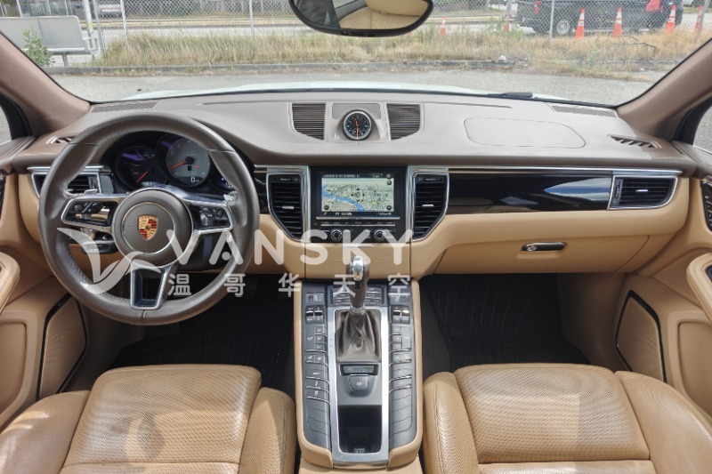 260715112135_2016-Porsche-Macan-12806083481788377.jpg