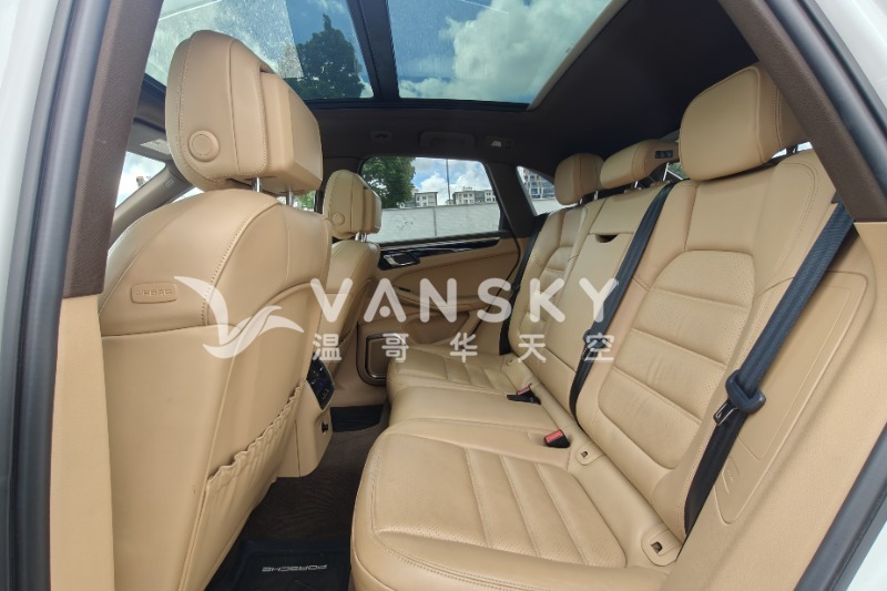 260715112136_2016-Porsche-Macan-19556591552592173.jpg