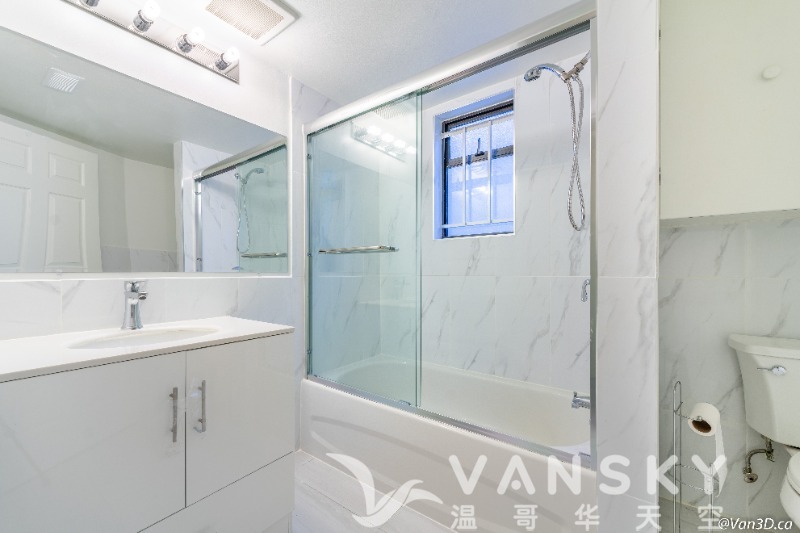 260715212343_washroom.jpg