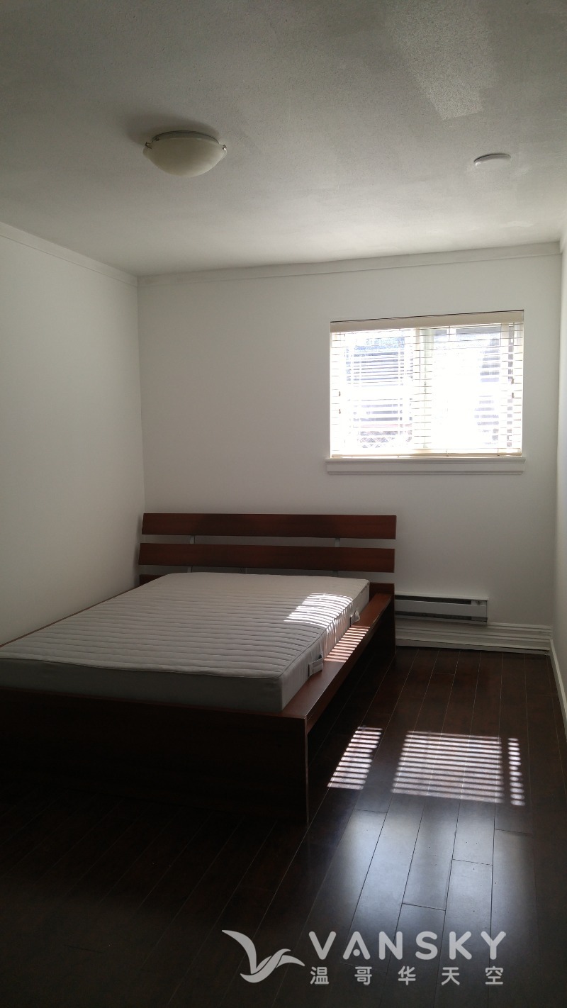 260729225827_Bedroom-2.jpg