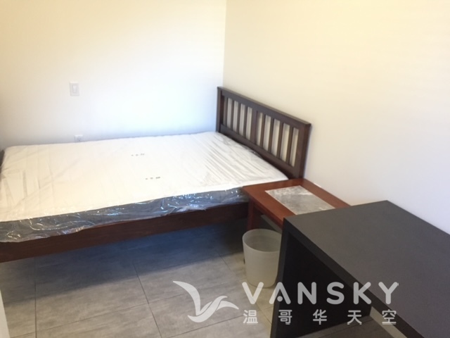 260810023914_Bed.jpg