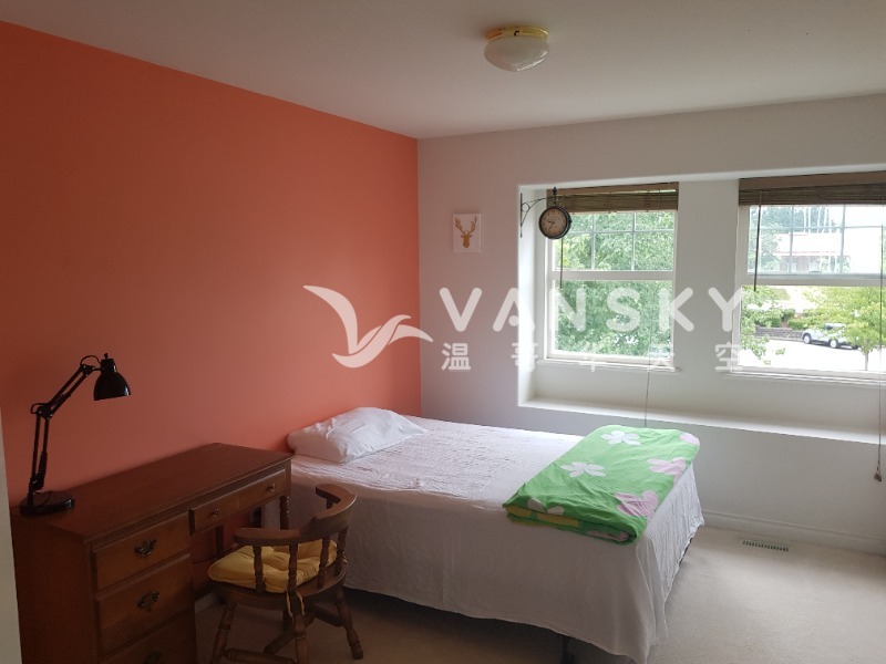 260811074025_room4.jpg