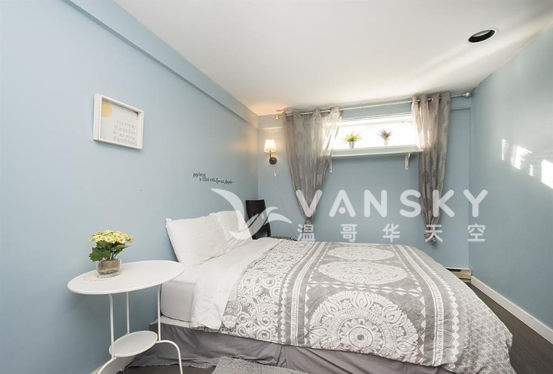 260812154839_bedroom.jpg