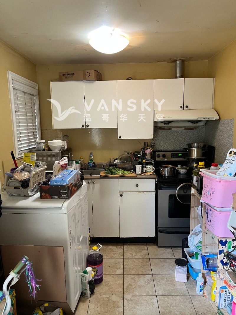 260831203359_Kitchen.jpg