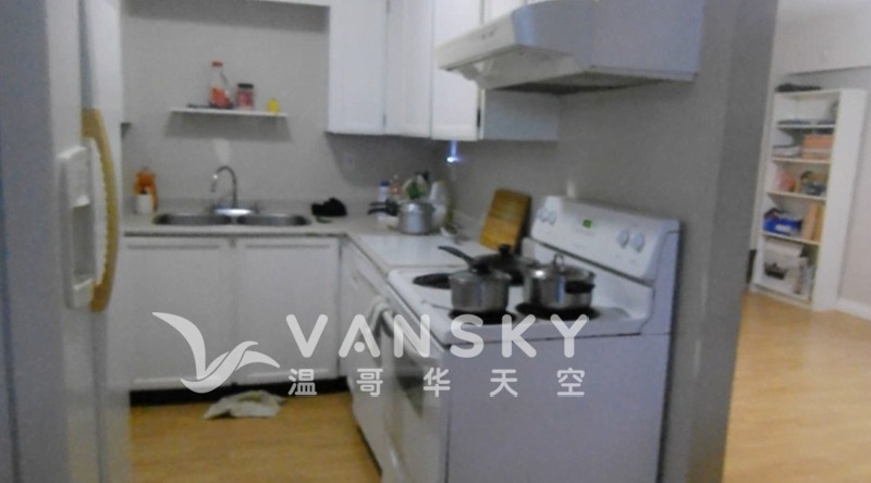 260625211055_kitchen.jpg