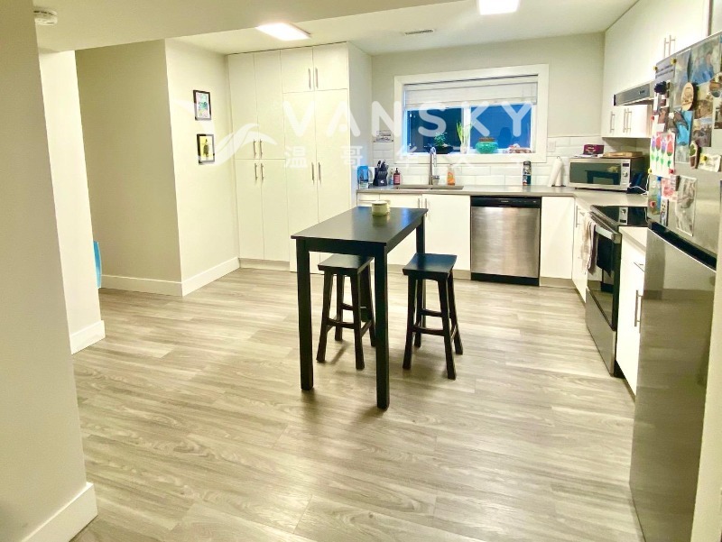 260609184830_Kitchen1.jpg
