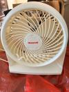 Honeywell 台式电风扇 $5