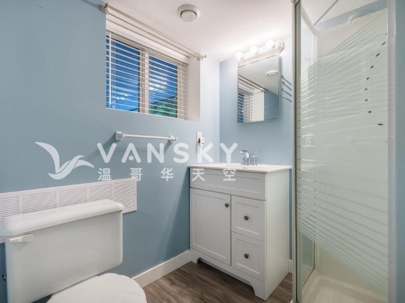 260815161207_-Surrey-BC-V3V-3J2-Canada-028-023-Bathroom-MLS_Size-1024x768.jpg