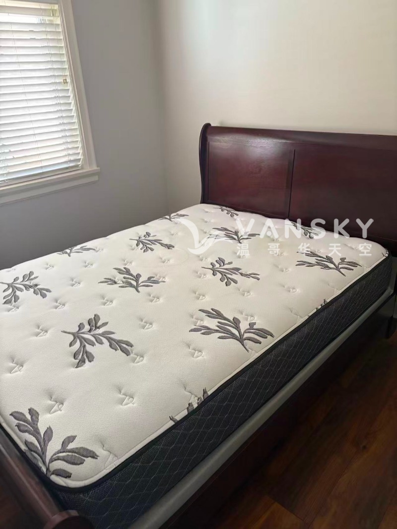 260827024436_QueenBed1.jpg