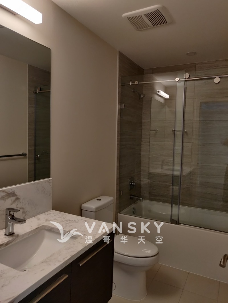 250415133436_bathroom.jpg