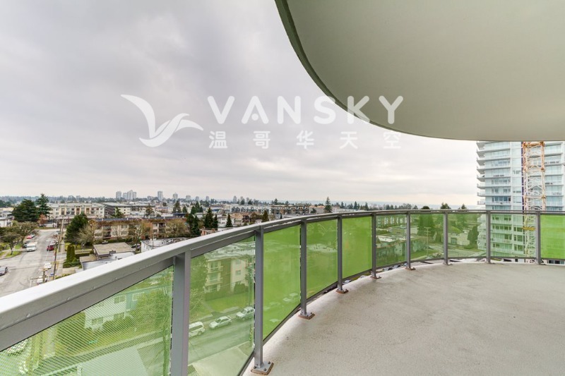 221116104045_Balcony.jpg