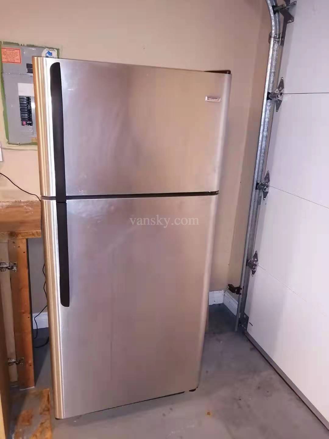 210818132834_refridgerator.jpg