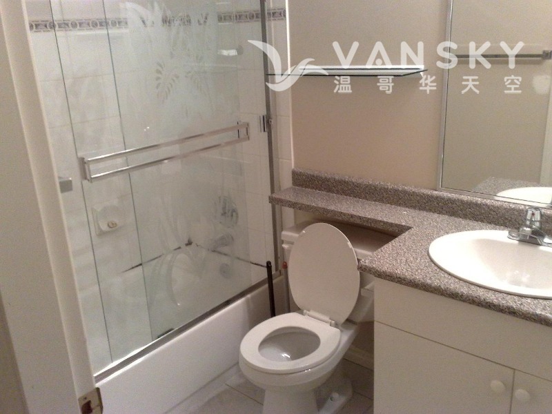 250903120830_bathroom.jpg