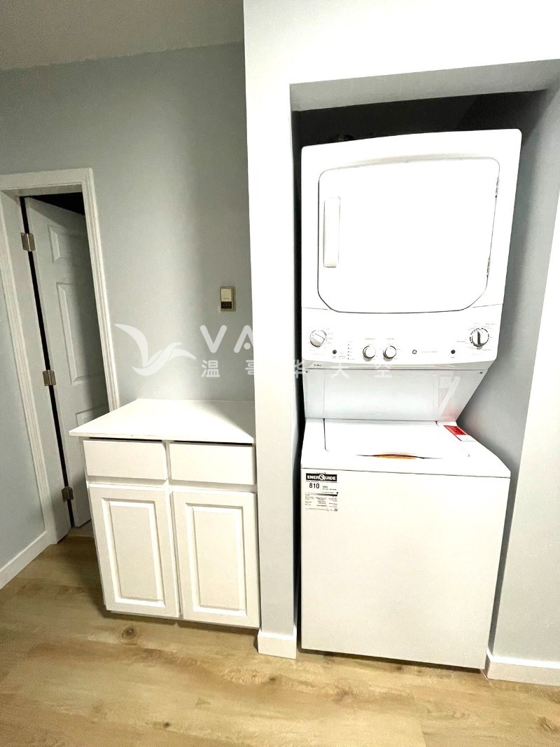 240404222139_washer_dryer.pic.jpg